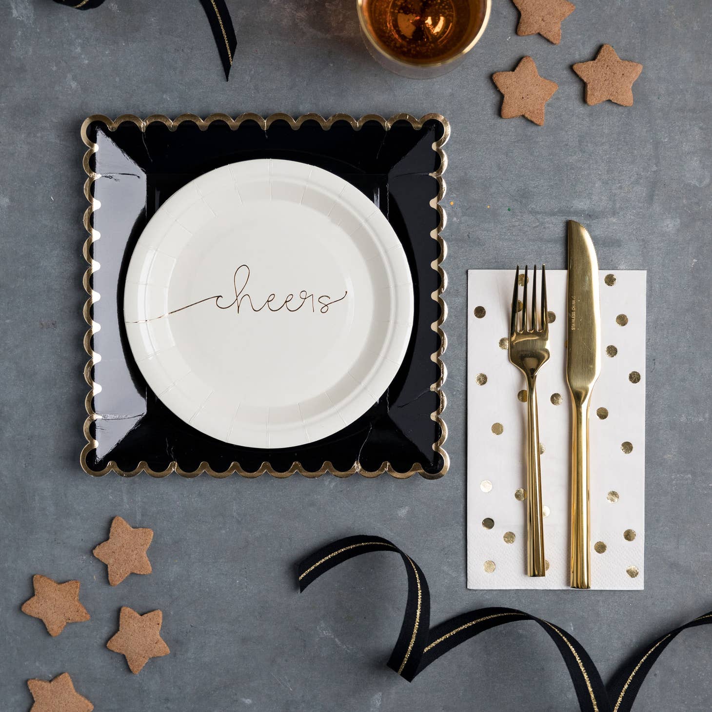 Basic Black Scallop Plates - Favorite Little Things Co
