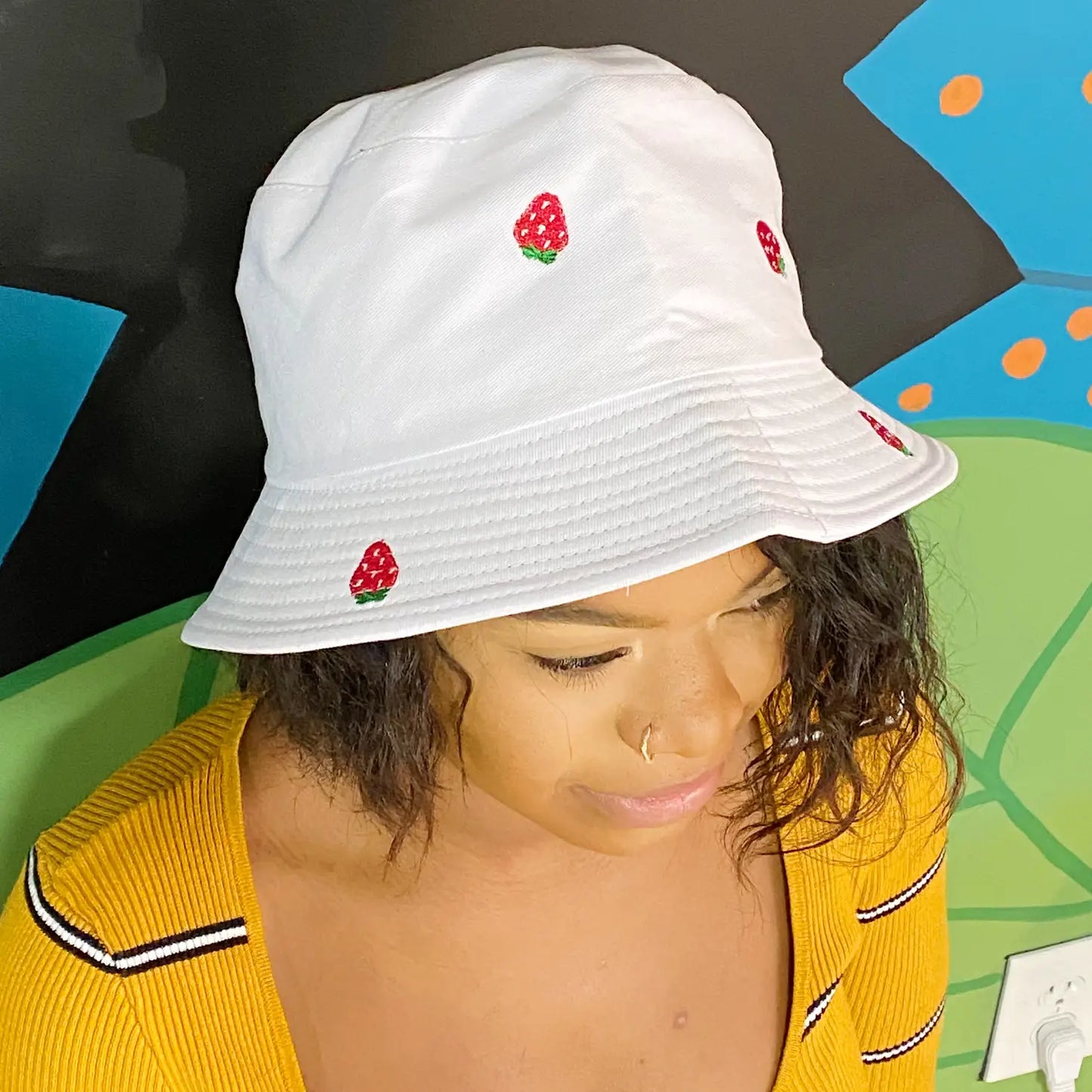 Sweety Fruity Bucket Hat Strawberry/White